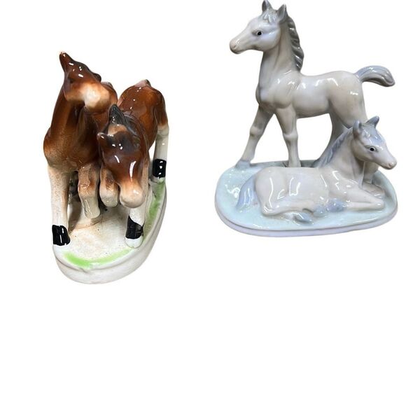 Young Horses Brown White Porcelain Figurines Set of 2 - Picture 4 of 12